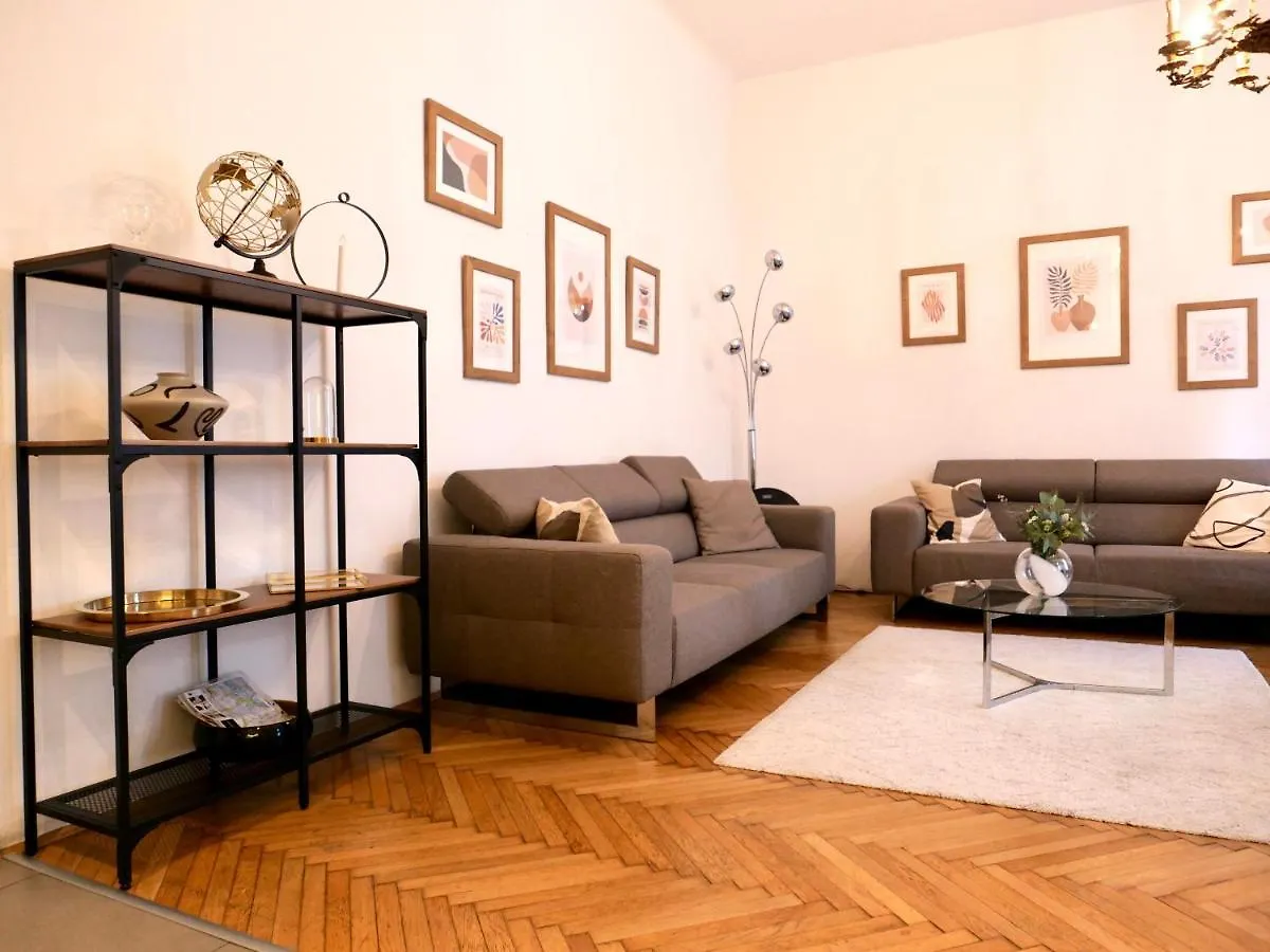 Contemporary City Apartment Vaci Utca Budapest 0*,  Magyarország